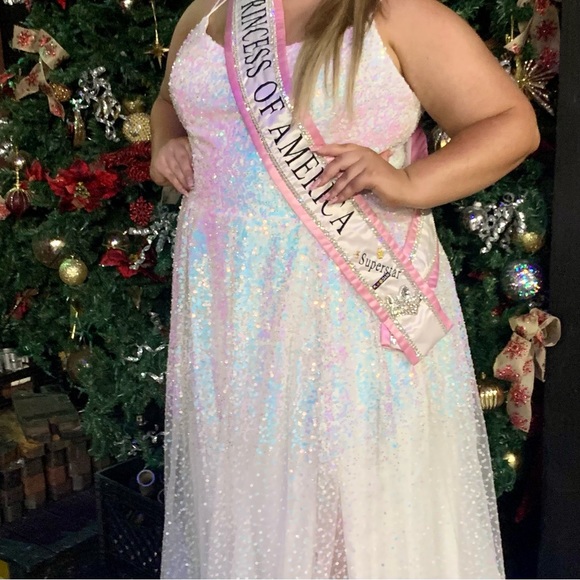 Rachel Allen white Iridescent Style # 70047W - Picture 2 of 4